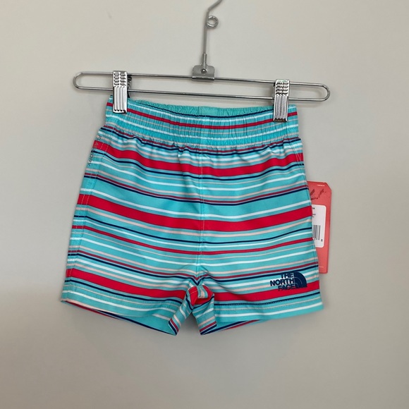 NEW North Face Infant Striped Water Shorts 6-12M - Picture 1 of 5